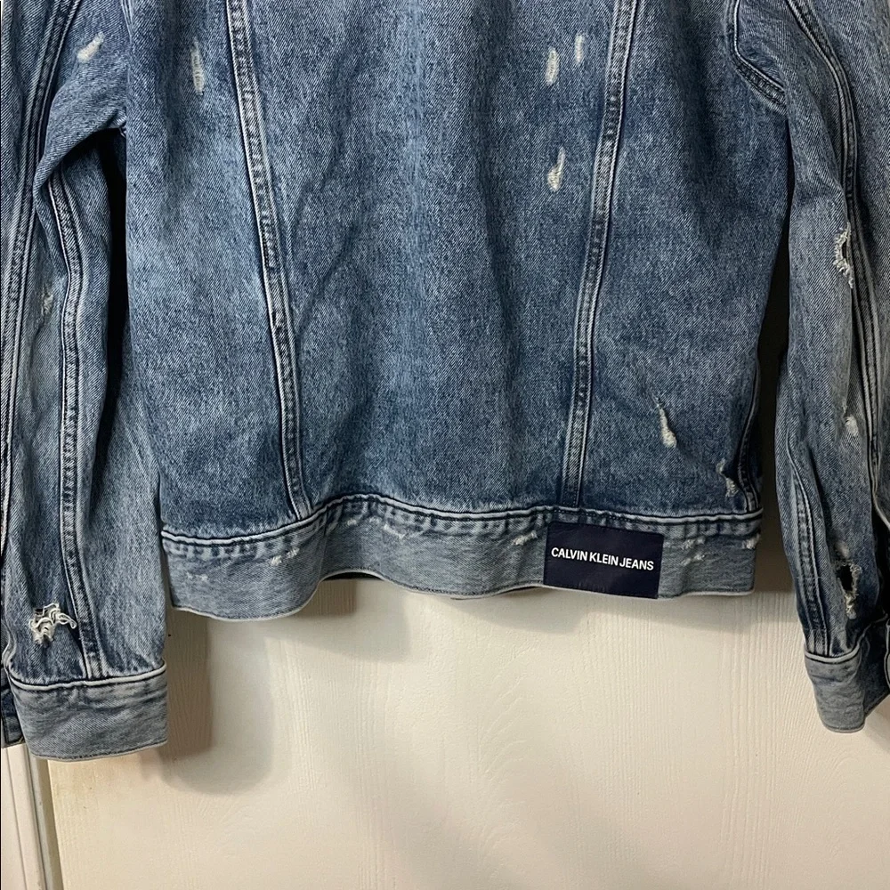 Calvin Klein Like New Men's Denim Jacket Acid Wash Patched Distressed Size Small